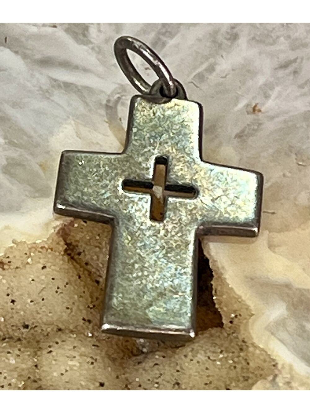 James Avery 925 Sterling Silver Cutout Mission Cross Pendant Rare Retired